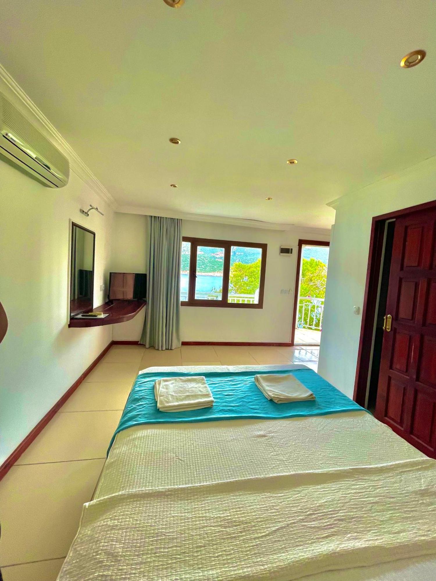 Korsanada Hotel Kaş Luaran gambar