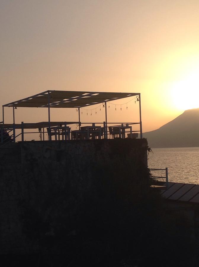 Korsanada Hotel Kaş Luaran gambar